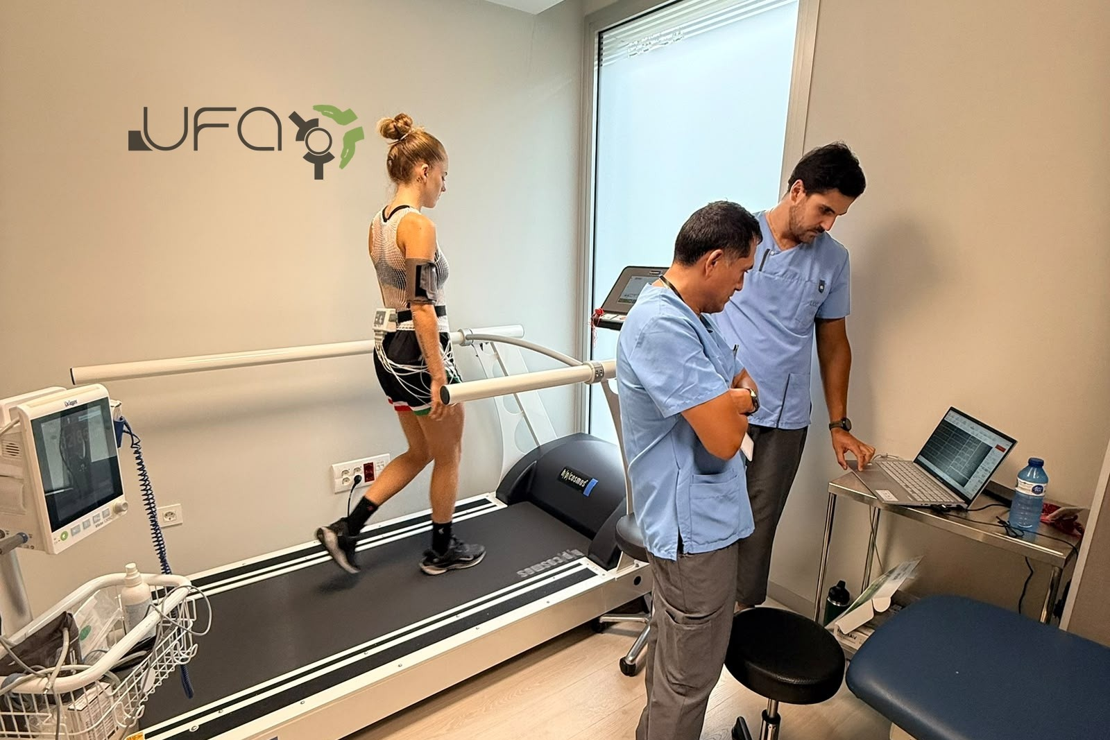 Jugadora del Araski realizando prueba de esfuerzo en UFA